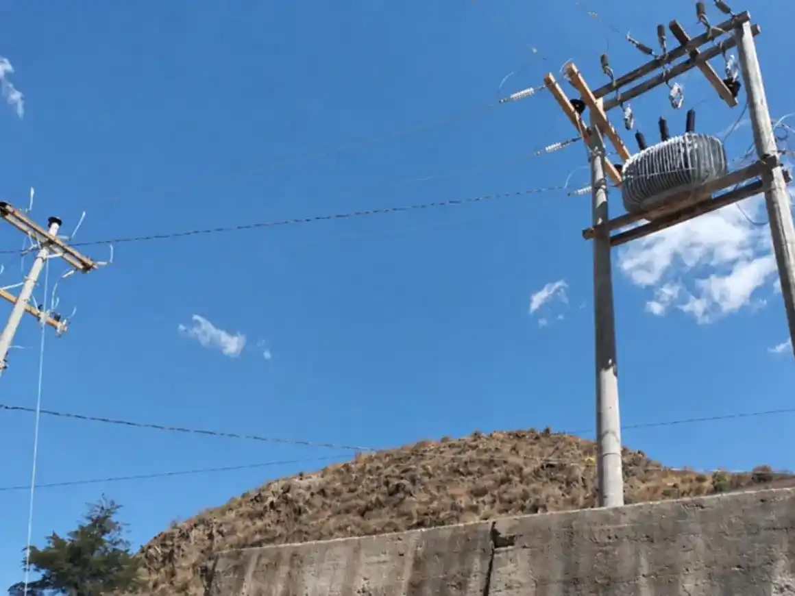 Construcción Electrificación Rural Municipio de Chuquihuta_1